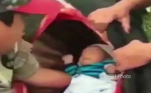 KISAH UNIK : Bayi Baru Lahir Diletakan di Dalam Perut Hewan