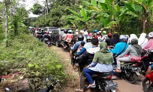 WISATA SEMARANG : Lalu Lintas Menuju Masjid Kapal di Ngaliyan Kerap Macet