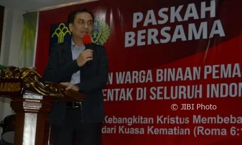 PASKAH 2017 : Marga Simbolon Rayakan Paskah di LP Kedungpane