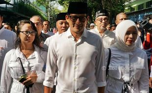 Sandiaga Kritik Parkir Meter, Ahok, "Mungkin Ada Ormas Tak Dapat Duit"