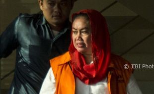 BUPATI KLATEN DITANGKAP KPK : Status Justice Collaborator Sri Hartini Tunggu Proses Sidang