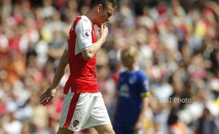 Koscielny Dipastikan Absen di Final Piala FA