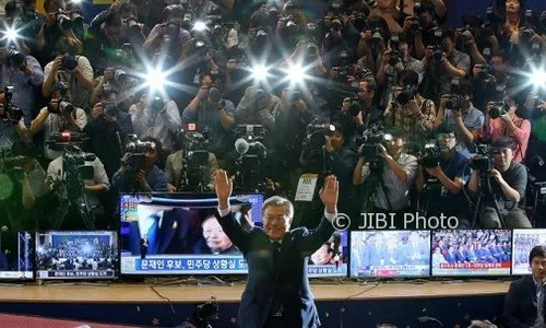 Moon Jae In Resmi Jadi Presiden ke-19 Korea Selatan