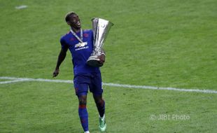 Trofi Liga Europa Jadi Bukti Musim MU Tak Buruk Buruk