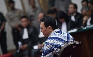 Ahok Divonis 2 Tahun, Luna Maya hingga Tompi Luapkan Kesedihan