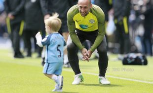 Zabaleta Tinggalkan Manchester City Akhir Musim Ini