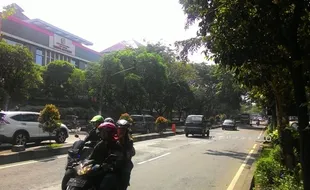 Jl. Kol. Sutarto Solo dari Panggung ke Cembengan Ditutup Semalam