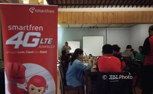 Edukasi Internet, Smartfren Gelar Kompetisi Blogger