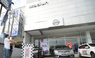 MOBIL NISSAN : Grand Livina Tempuh Madiun-Prambanan dengan 7 Liter BBM