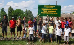 Warga Pasang Papan Tolak Pengkavlingan Sultan Grond