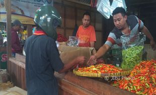 RAMADAN 2017 : Harga Kebutuhan Pokok di Semarang Belum Stabil