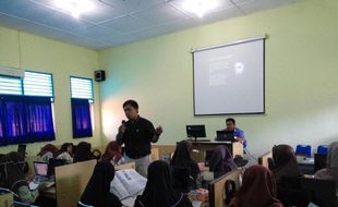 PENDIDIKAN JURNALISTIK : Budaya Baca dan Tulis Rendah, Rawan Terjebak Hoax