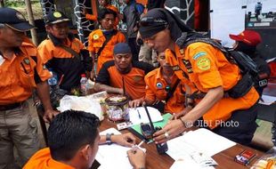 PENDAKI HILANG : Evakuasi Pendaki Salatiga di Merbabu Berlanjut Malam Hari