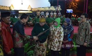 SOSIALISASI 4 PILAR : Digandeng MPR, FH Undip Gelar Wayang Kulit