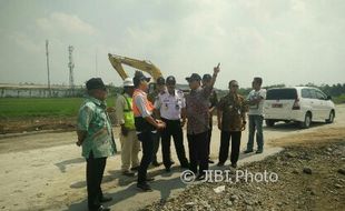 JALUR MUDIK LEBARAN 2017 :  PT SNJ Prediksi Kendaraan Lewat Tol Soker Naik 2 Kali Lipat