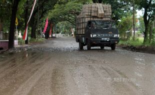 INFRASTRUKTUR SRAGEN : Tidak Layak untuk Lalu Lintas Mudik Lebaran, Jalur Lingkar Selatan Ditutup