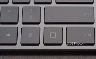 Microsoft Bikin Modern Keyboard dengan Pemindai Sidik Jari