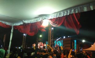 Konser Band Wali Buka Bazar Ramadan di Ponorogo