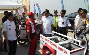 LEBARAN 2017 : Lewat Tol Soker, Pemudik Wajib Nyalakan Lampu Utama