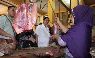 Penjualan Daging Sapi di Pasar Kembali Normal