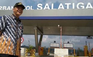 TOL SEMARANG-SOLO : Gubernur Larang Selfie di Gerbang Tol Salatiga