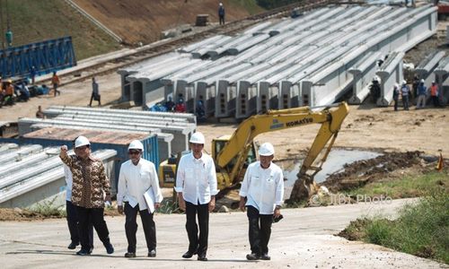 Sejak 1997, Jokowi Ungkap Proyek Tol Bocimi Sempat Mangkrak