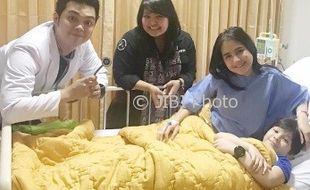 Sakit Gara-Gara Diet Ketat, Prilly Dilarikan ke Rumah Sakit