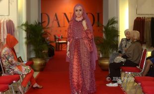 FASHION SHOW SOLO : Cantik Elegan Saat Ramadan dan Lebaran dengan Danadi Moslem