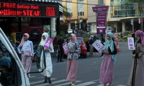 RAMADAN 2017 : Warna Warni Fashion on The Street Fave Hotel Solo Baru