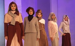 FASHION SHOW SOLO : 26 Desainer Ramaikan Solo Fashion Runaway