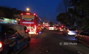 LIBUR LEBARAN 2017 : Jogja-Solo Macet, 2 Jam Hanya 5 Km