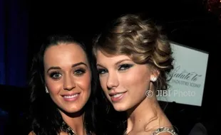 Diajak Berbaikan Katy Perry, Taylor Swift Bungkam