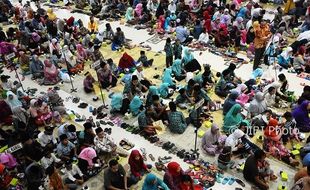 Muhammadiyah Larang Bukber dan Sahur Bersama Selama Ramadan