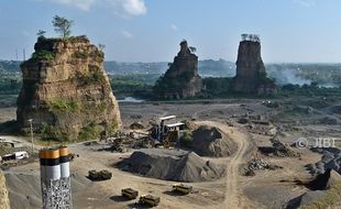 FOTO WISATA SEMARANG : Begini Panorama Brown Canyon Kini