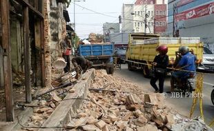 Cegah Tragedi Terulang, Pemkot Solo Mendata Bangunan Tua Mangkrak