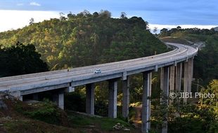 Foto Tol Bawen-Salatiga Berpanorama Indah