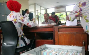 Penukaran Uang di Bank Jateng Sragen Dibatasi 150 Orang