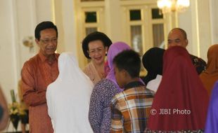 Datang ke Open House Sultan Diyakini Edi akan Panjangkan Umur dan Lancarkan Rezeki