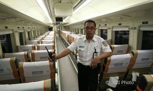 250 Warga Kediri Berobat Gratis di Rail Clinic Stasiun Talun