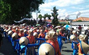 Minim Kesenian Asli Madiun, Pawai Budaya Dikritik Warga