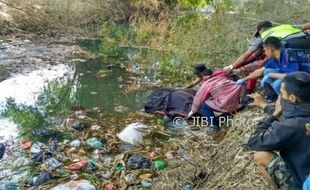 PENEMUAN MAYAT KLATEN : 4 Hari Menghilang, Jasad Nenek-Nenek Ditemukan Mengambang di Sungai