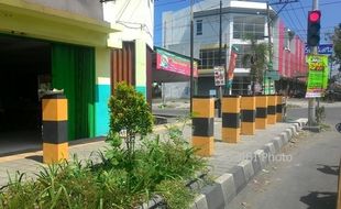 INFRASTRUKTUR SOLO : Jalur Pedestrian Tak Ramah Difabel, Ini Tanggapan Dinas PUPR