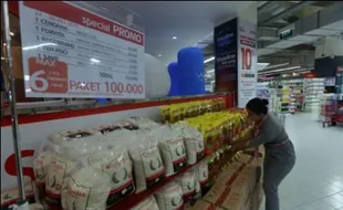 INFO BELANJA : Lottemart Tawarkan Paket Sembako Lebih Hemat Rp23.900, Mau?