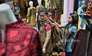 FOTO PAMERAN SEMARANG : Harmony Batik Indonesia Digelar Mal Paragon