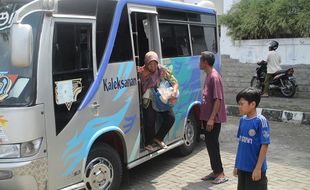 LEBARAN 2017 : Terminal Dhaksinarga Sepi, Pedagang dan Sopir Angkot Mengeluh