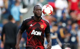 LIGA INGGRIS : Lukaku Bisa Main Saat Lawan Liverpool