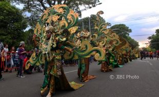 SBC 2017 : Berharap Seperti JFC, Begini Warna-Warni Solo Batik Carnival