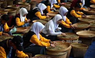 Foto Siswa Mengenal Nusantara 2017 ke Jambu