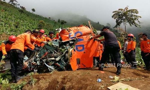 HELIKOPTER BASARNAS JATUH : Lokasi Jatuhnya Helikopter Jadi Monumen