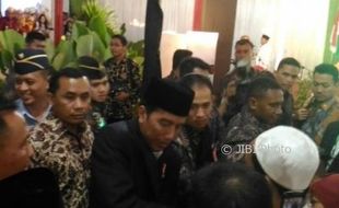 AGENDA PRESIDEN : Pertemuan Tertutup dengan 99 Kiai, Jokowi Tawarkan Bantuan